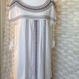 embroidery detail white dress